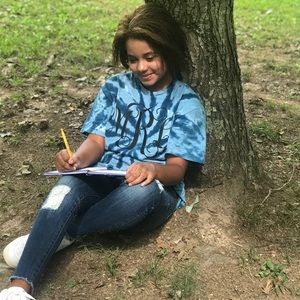 Meet your Posher, Makyla